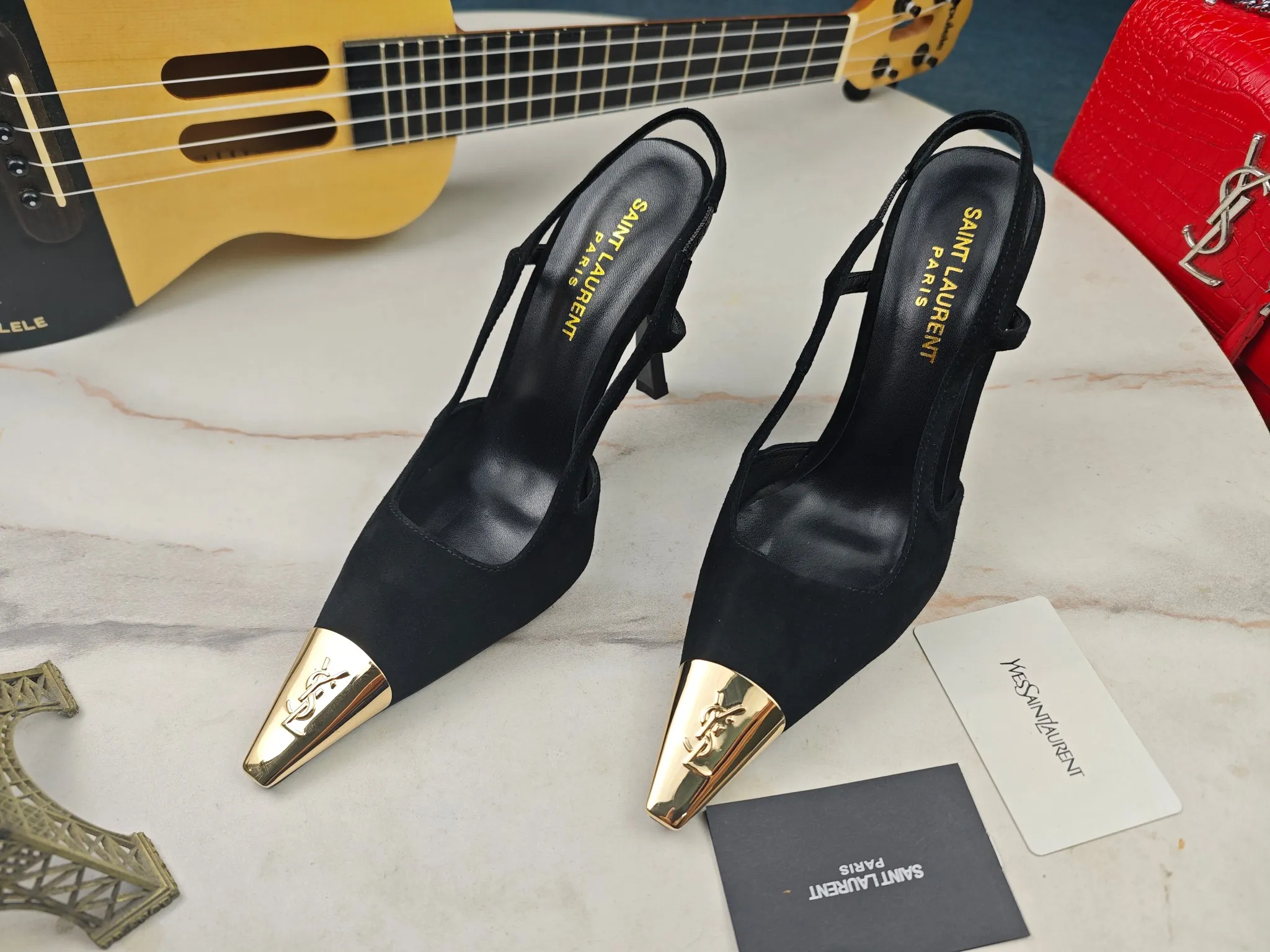 👟👟Ex-factory price 560👟👟【Saint Laurent】Yves Saint Laurent, high-heeled YSL sandals💃2024 early autumn counters are synchronized with the latest styles, YSL, and decorations👠 Classic and high-quality glamorous masterpieces, the hottest spring and summer series in the counter, with temperament, fashion, classic and attractive design style 😌The effect on the feet is particularly beautiful〰️, the material is imported from Italy, small black cow, imported black patent leather, lining, and foot pads; sheepskin, stiletto sandals, size 35-41 (34.41.42 must be customized, non-refundable) outsole; imported genuine leather outsole, complete with counter packaging